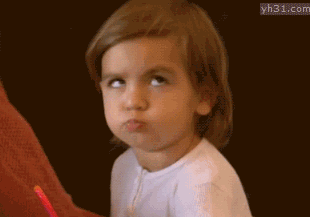 生气瞪眼的洋小孩