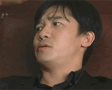 愉快吃大饼干的帅哥