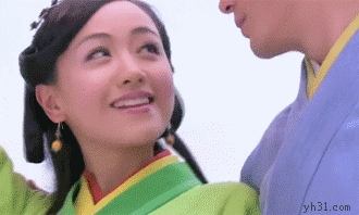 两情相悦，含情脉脉