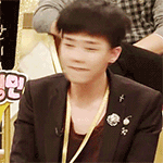 权志龙表情包GIF耍帅 GD权志龙动态表情图片大全