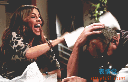 你为什么这么笨啊啊啊！我打死你