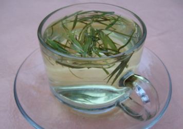 送上一杯清叶茶