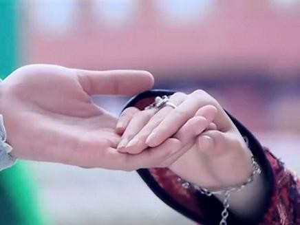 手牵手，不分离