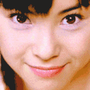 美女调皮的眼神