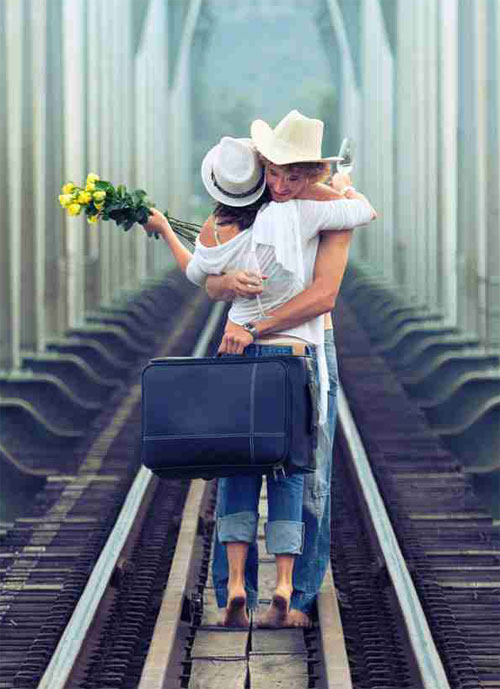 掂起脚尖让你紧紧抱一下