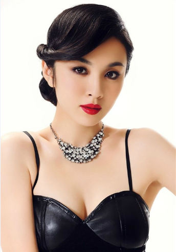 魅力女人挡不住风情