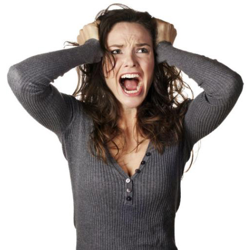 美女大声的叫喊，抓狂中