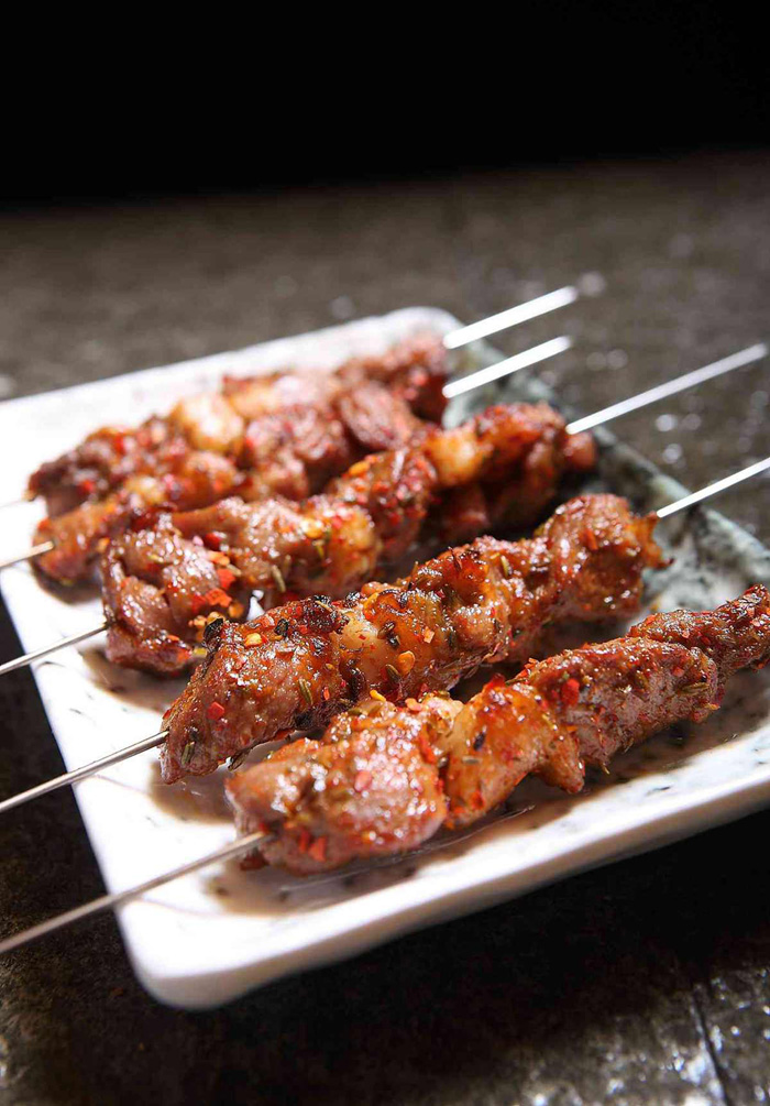 深受年轻人喜爱的羊肉串图片