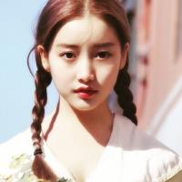 天空女背景图片大全唯美伤感_微信头像图片大全