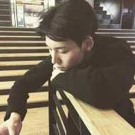 好看的帅气男生头像两张一组