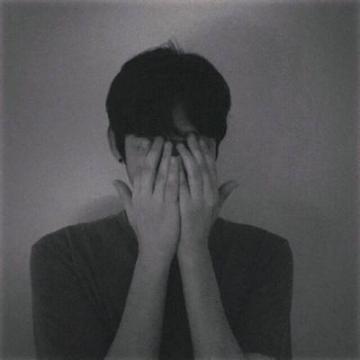 2019男生微信头像伤感小丑独一无二 爱情这出戏我演技太差,男生头像图