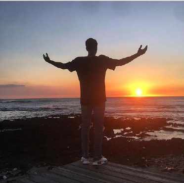 男士清新背影微信头像图片_头像图片_扣扣乐园