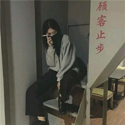 微信头像女生霸气高冷_超拽的女生头像图片大全_咖绿茵手游站