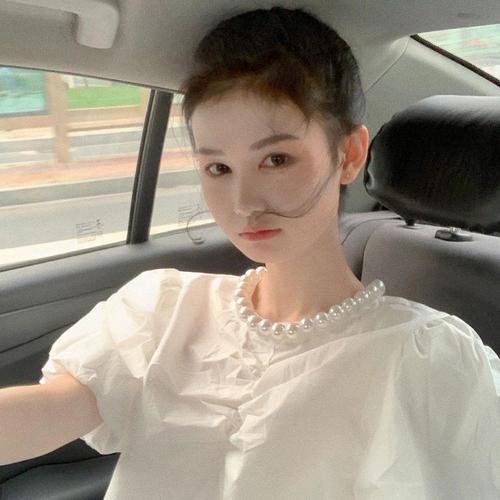 2021微信气质美女网红头像,女生头像图片-回车桌面