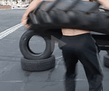 别人转呼啦圈，我转大轮胎