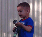 这孩子啊该吃多点钙片了