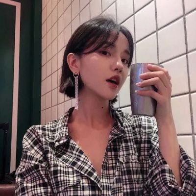 酷女孩头像 冷漠真人特别好看的酷女孩图片 - 女生头像 - 潮人个性网