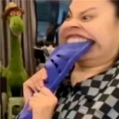 收集的聊天表情最热合集 网络上很好用的火热表情